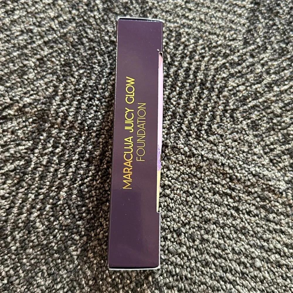 Tarte Maracuja Juicy Glow Foundation 28N Light Medium Neutral
